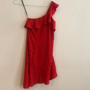 NWT red one shoulder dress - Lulus